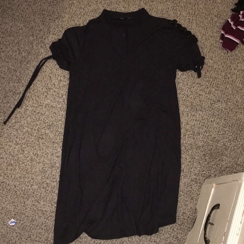 Suede back dress w cut out front & tied sleeves